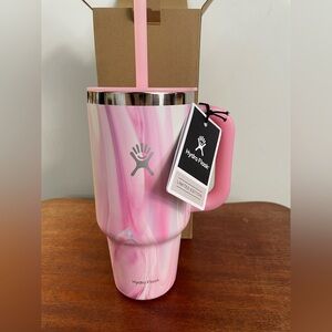 Hydro Flask 32 oz Travel Tumbler in Jelly Pink Swirl